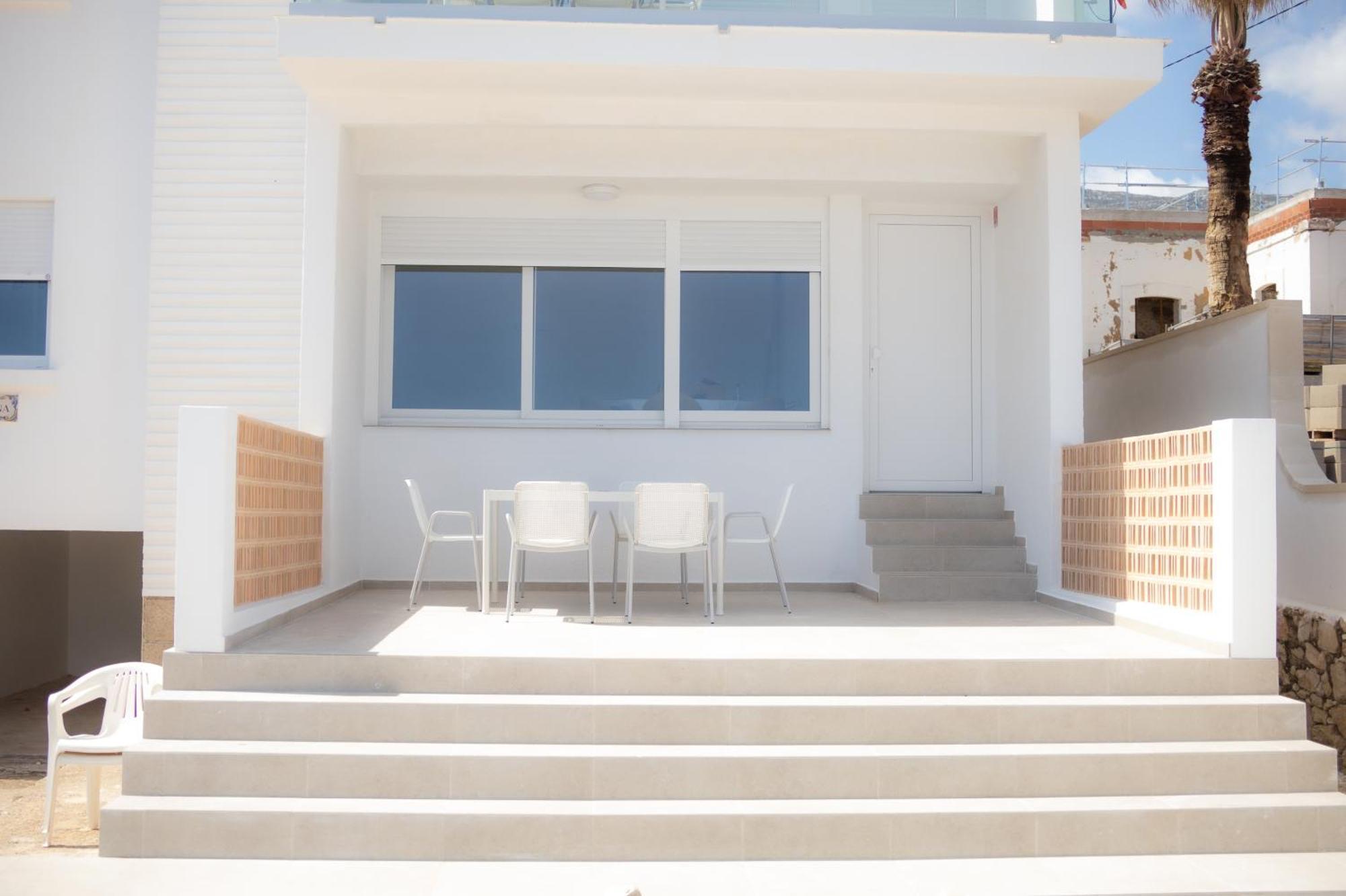 Vistas Y Terraza Panoramica Frente Al Mar En Denia, Las Rotas מראה חיצוני תמונה